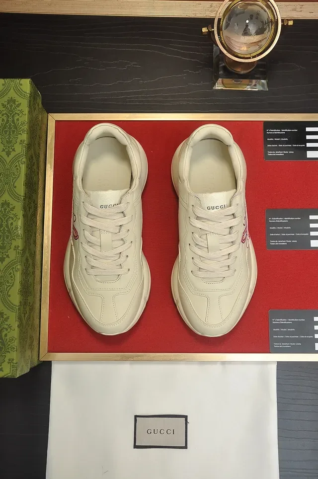 غوتشي Screener أوف وايت أرنب جرافيك كانكي سنيكرز 4