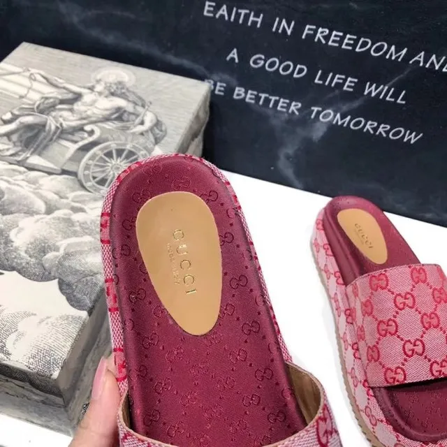 Gucci Screener Pink Red GG Jacquard Platform Slippers 7