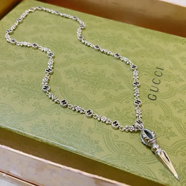 Gucci Silver Black Metal Enamel Floral Links Necklace 3