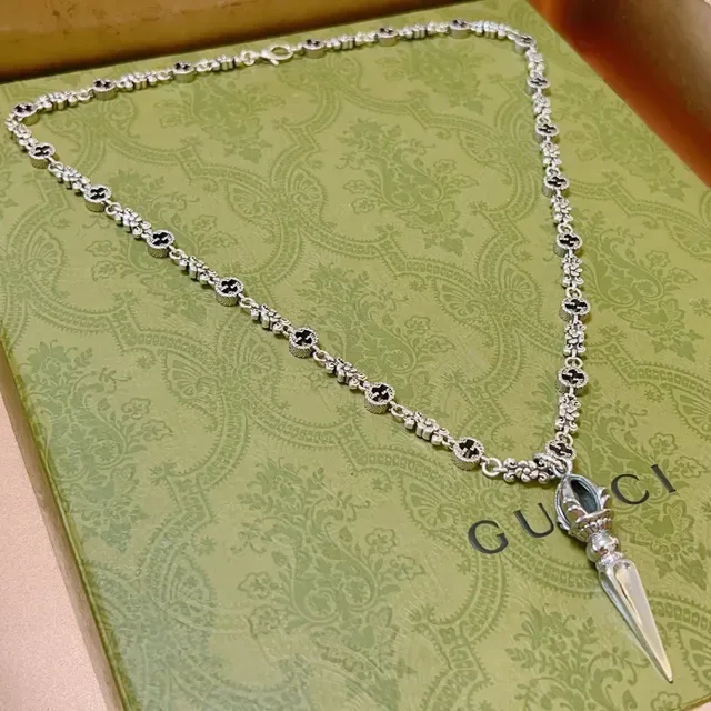 Gucci Silver Black Metal Enamel Floral Links Necklace 7
