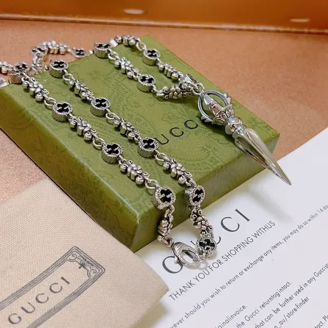 Gucci Silver Black Metal Enamel Floral Links Necklace 9