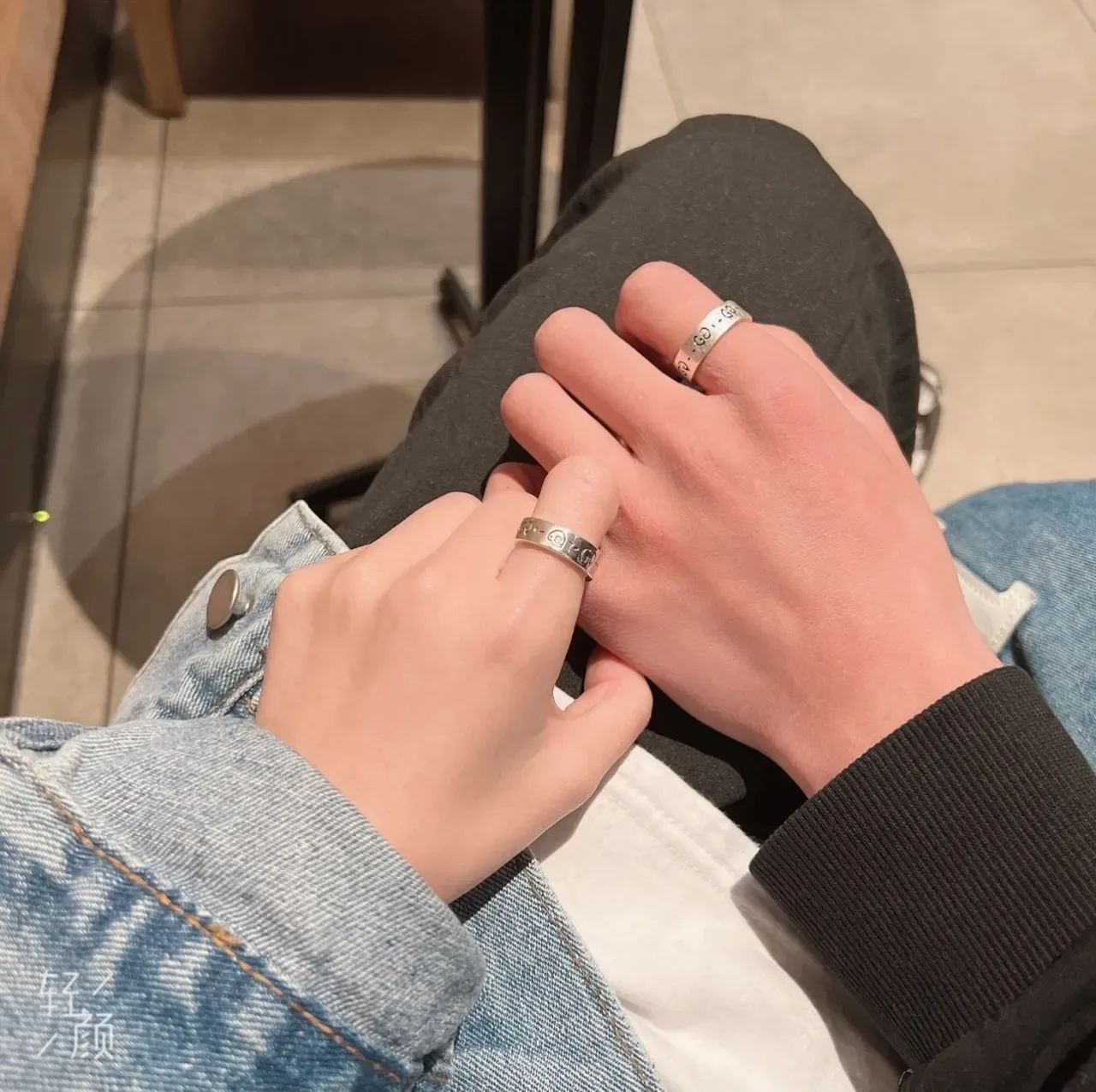 Gucci Silver Black Polished Enamel GG Motif Ring 2
