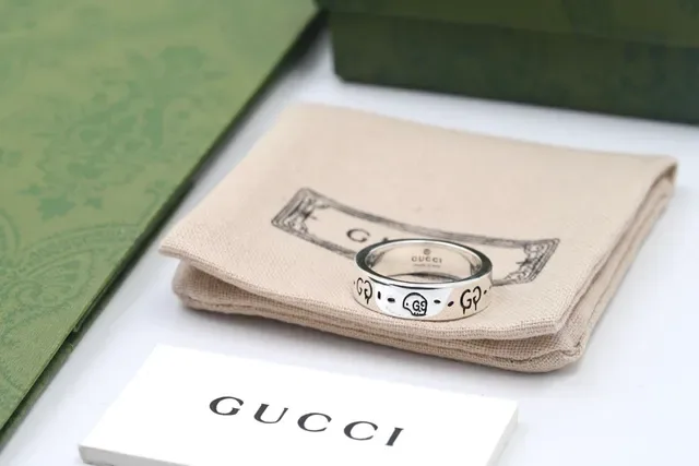 Gucci Silver Black Polished Enamel GG Motif Ring 5