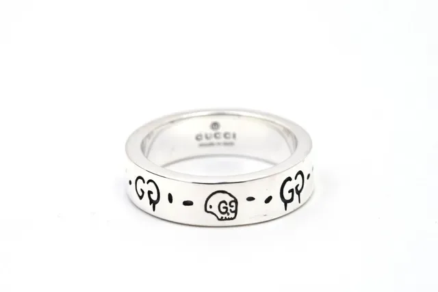 Gucci Silver Black Polished Enamel GG Motif Ring 9