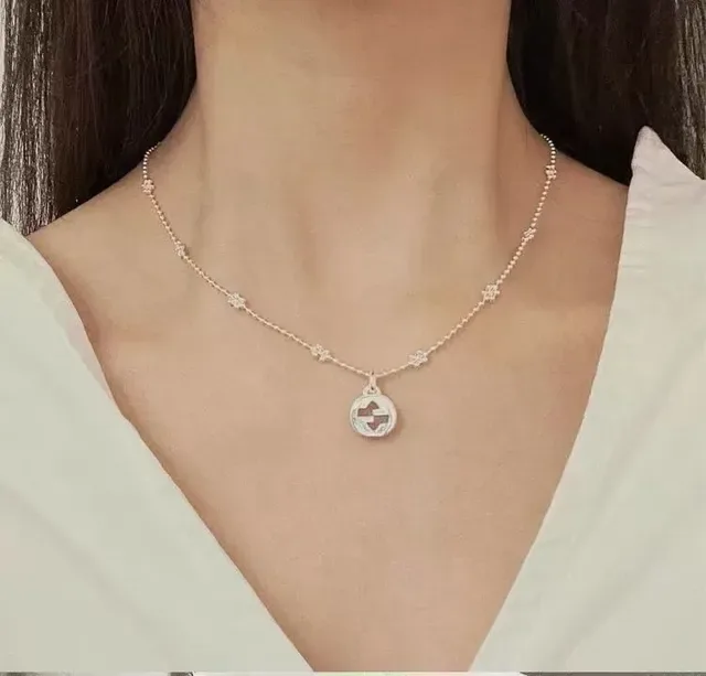 Gucci Silver Chain Interlocking G Pendant Necklace 2