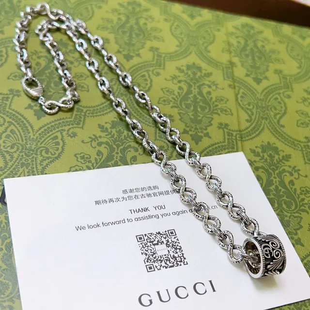 Gucci Silver Green Interlocking G Pendant Figural Link Chain Necklace 6