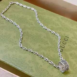 Gucci Silver Twisted Rope-Link Chain Cylindrical Engraved Pendant Necklace
