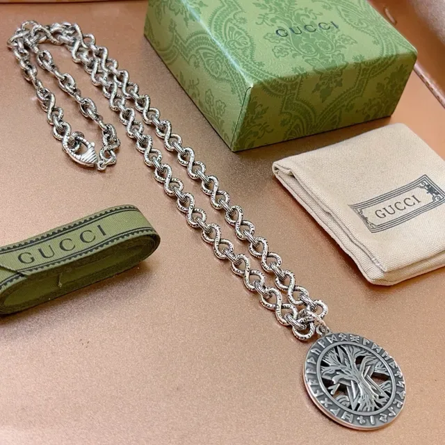 Gucci شجرة الحياة قلادة سلسلة فضية 7