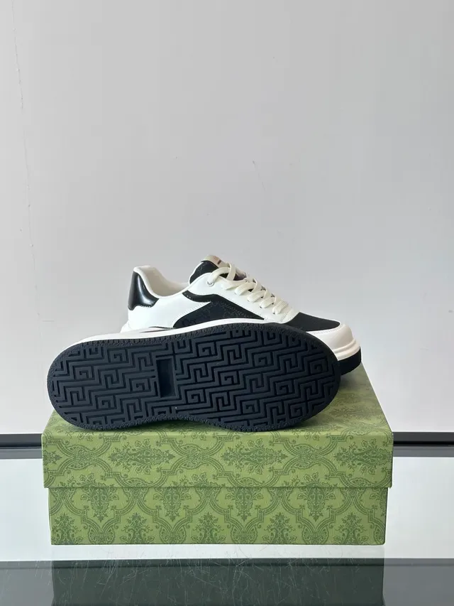 Gucci White Black Leather GG Monogram Canvas Lifestyle Sneakers 2