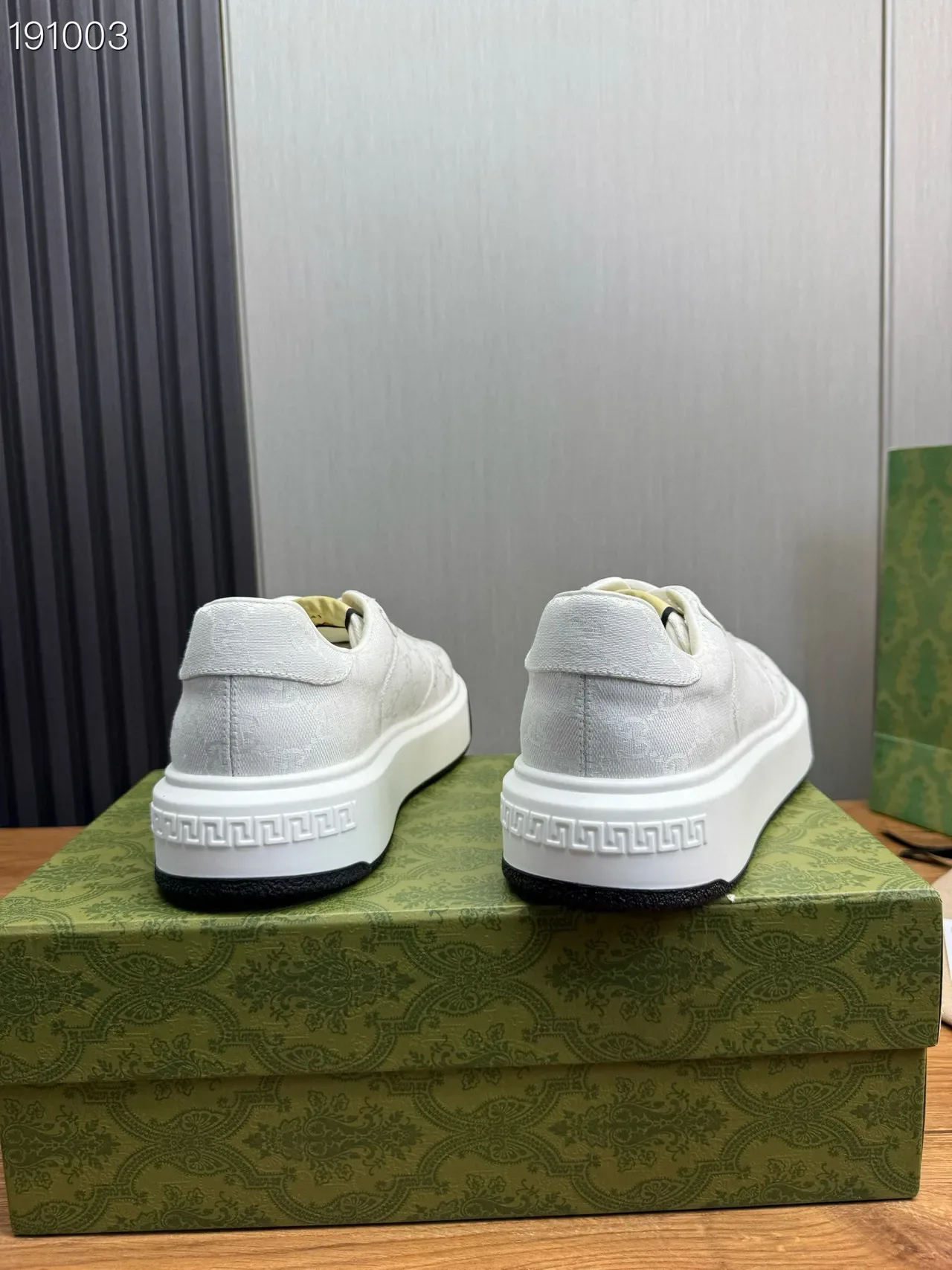 Gucci White Black Monogrammed Canvas Platform Sole Lifestyle Sneakers 2
