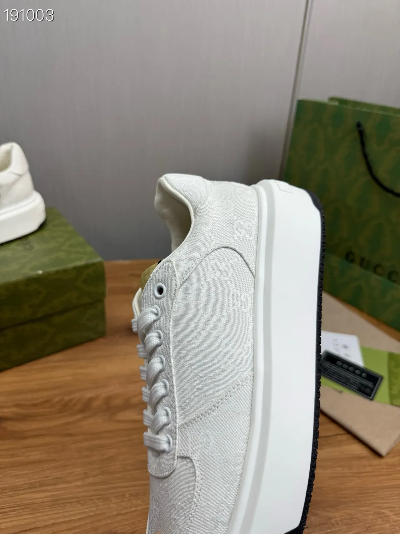 Gucci White Black Monogrammed Canvas Platform Sole Lifestyle Sneakers 5