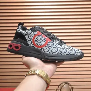 Gucci White Black Monogrammed Textile Upper Sculpted Midsole Lifestyle Sneakers