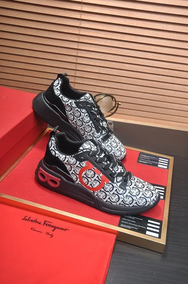 Gucci أبيض أسود Monogrammed Textile Upper Midsole منحوت أحذية رياضية أسلوب حياة 6