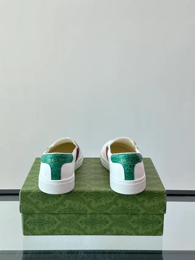 Gucci White Green Slip-On Upper Canvas Shoes 3