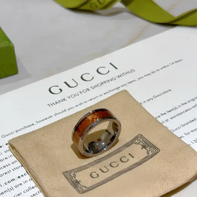 Gucci Wood-Inlay Two-Tone Ring 9