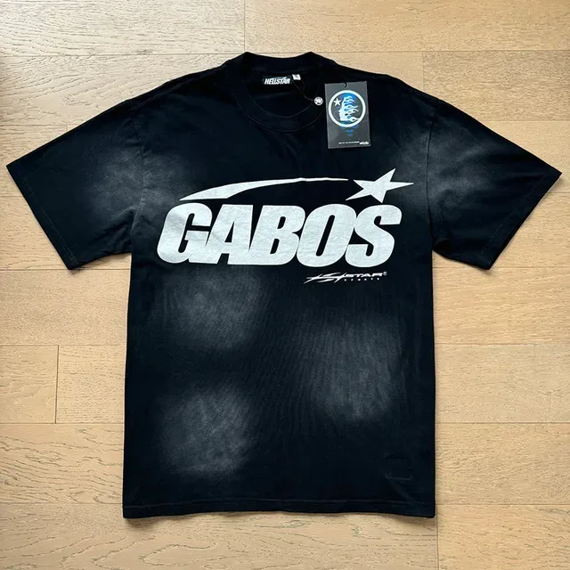 Camiseta Hellstar GABOS oversized negra y blanca con estampado gráfico 3