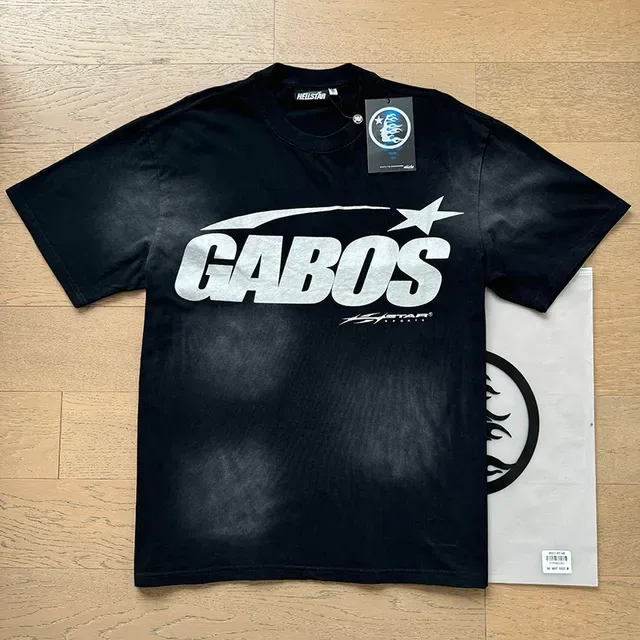 Camiseta Hellstar GABOS oversized negra y blanca con estampado gráfico 4