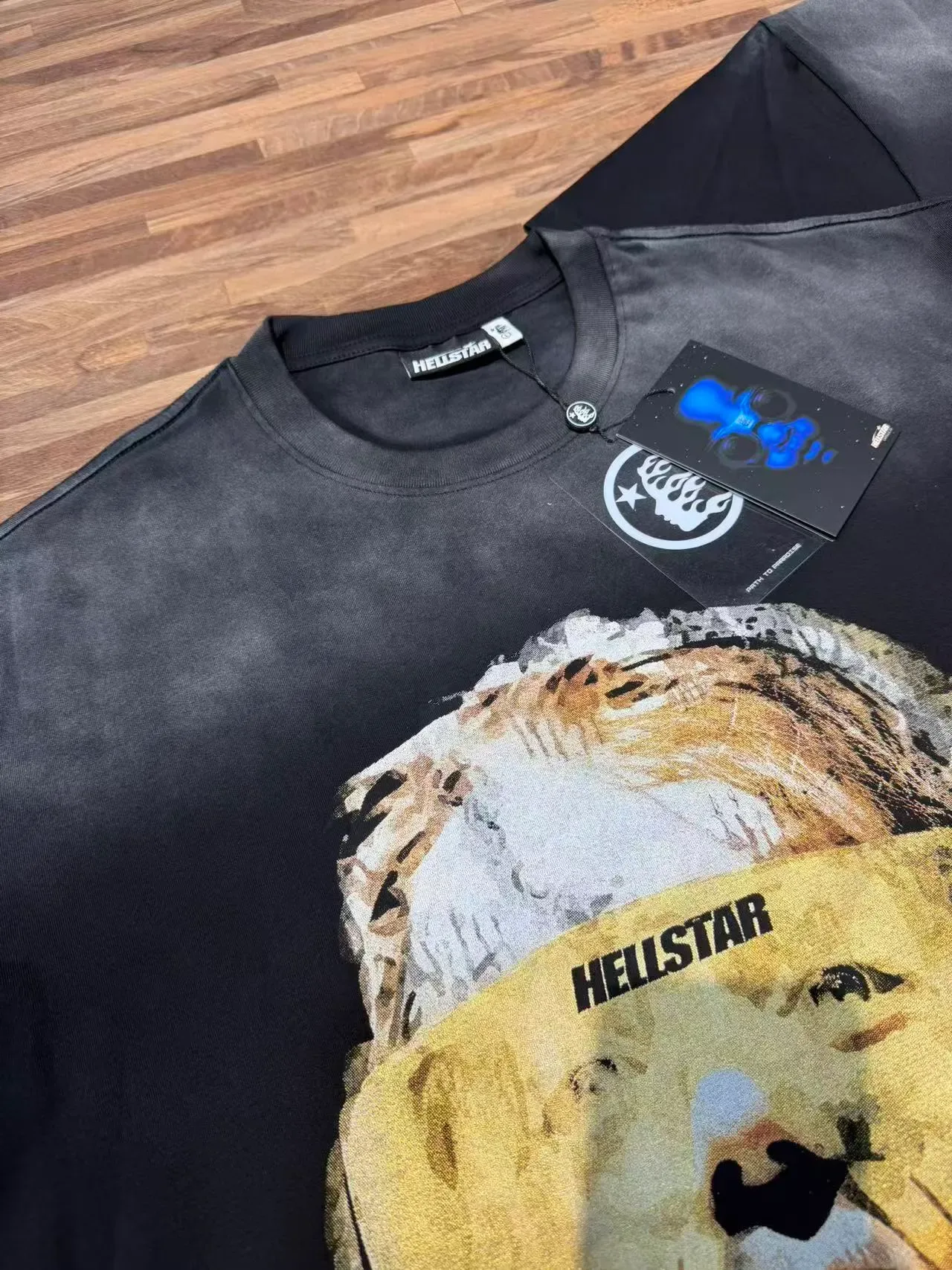 Hellstar Graphic Print Acid-Wash Black Gold Flame T-Shirt 6