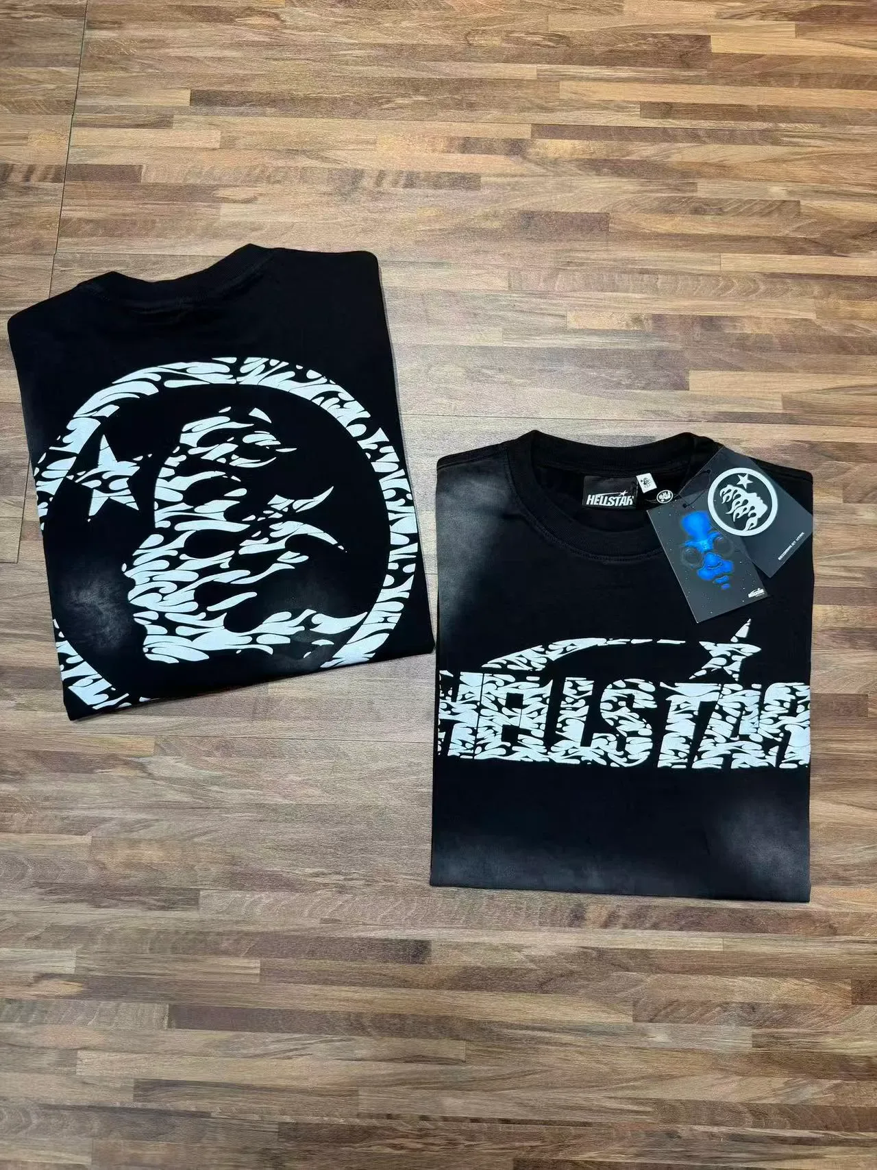 Camiseta Hellstar negra con estampado gráfico desgastado 6