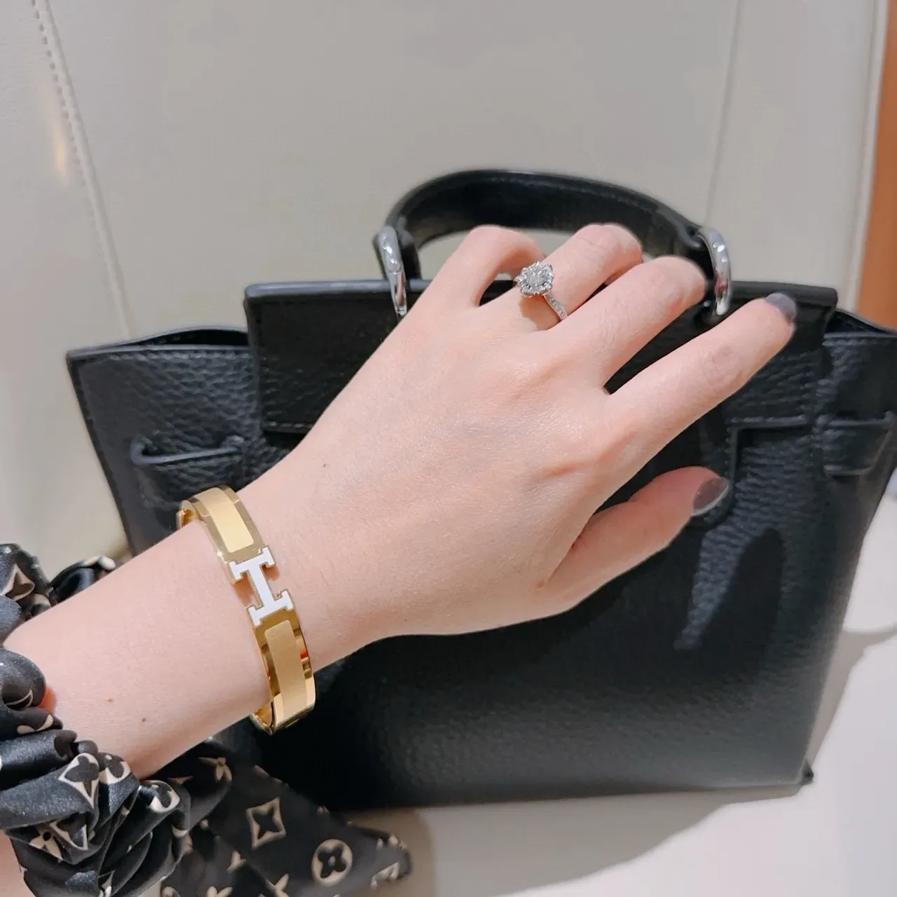 Hermès Clic H Gold White Rigid Bangle Enamel-Accented Clasp Bracelet 7