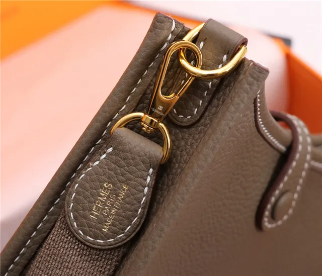 Hermès Evelyne Orange Perforated H Logo Underarm Bag 21