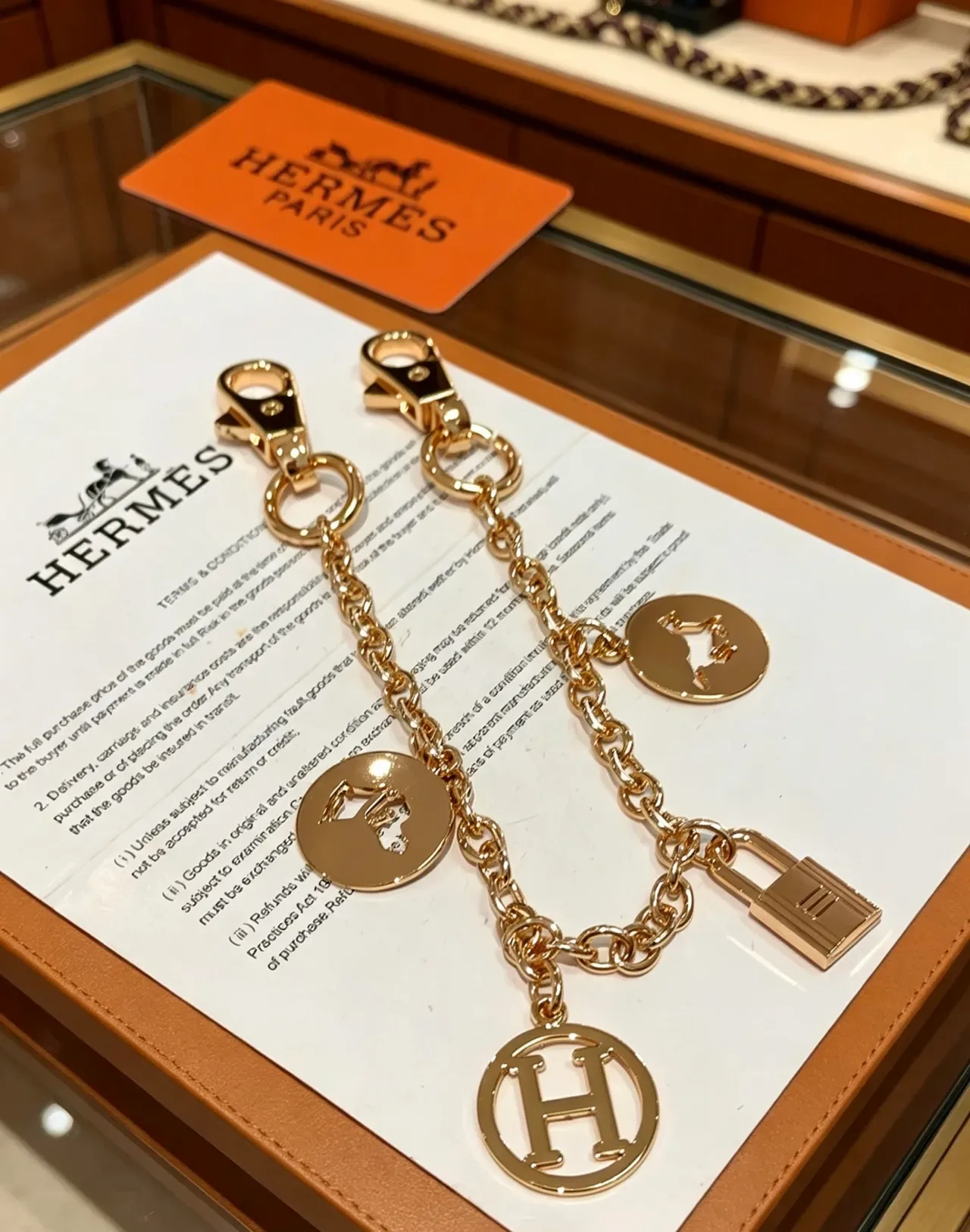 Hermès Gold Chain Four Circular Charms Bracelet 7