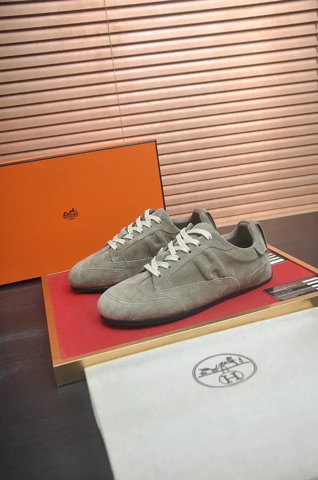 Hermès Gray Beige Suede Upper Low-Top Silhouette Sneakers 4