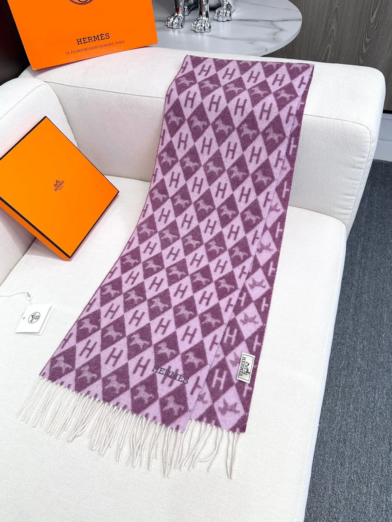 Hermès H Monogram Two-Tone Purple Cashmere Scarf 6