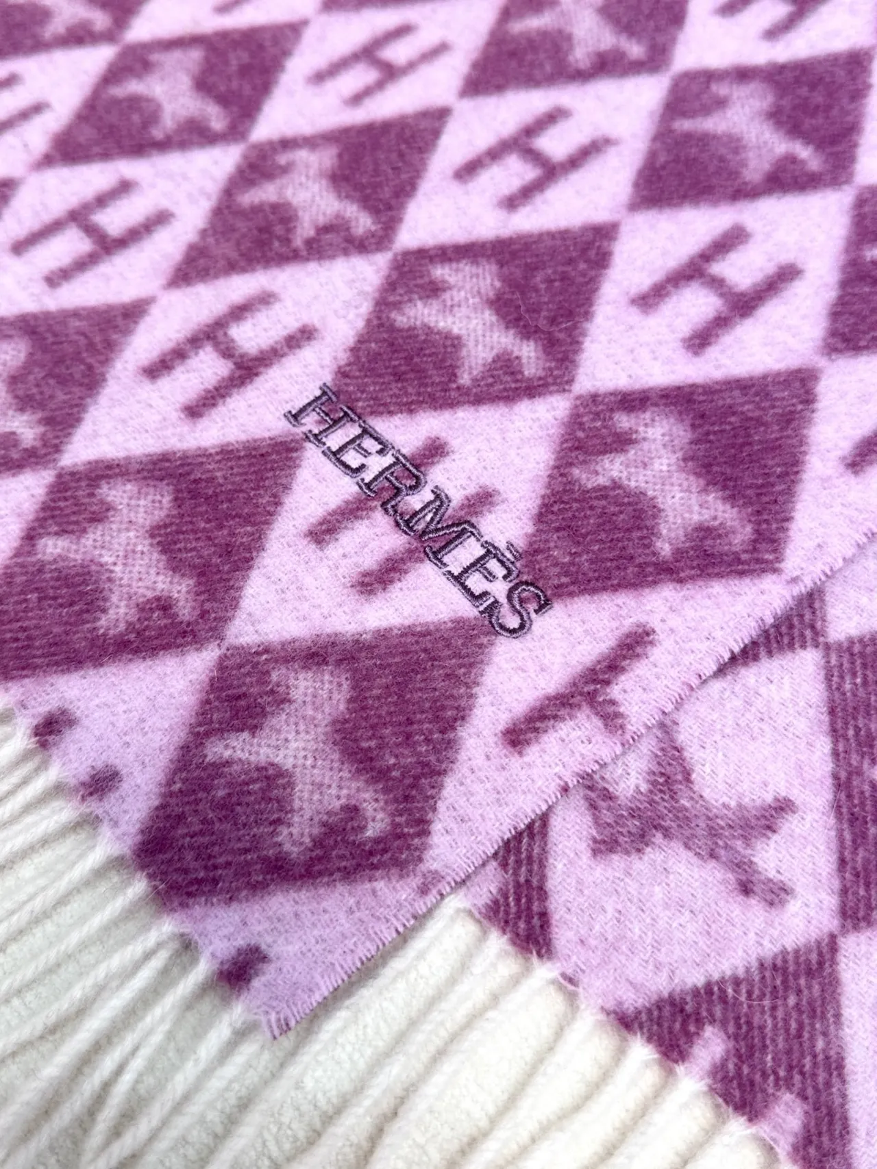 Hermès H Monogram Two-Tone Purple Cashmere Scarf 9