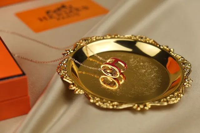 Hermès H Necklace Red Enamel Gold-Tone Pendant Necklace 2