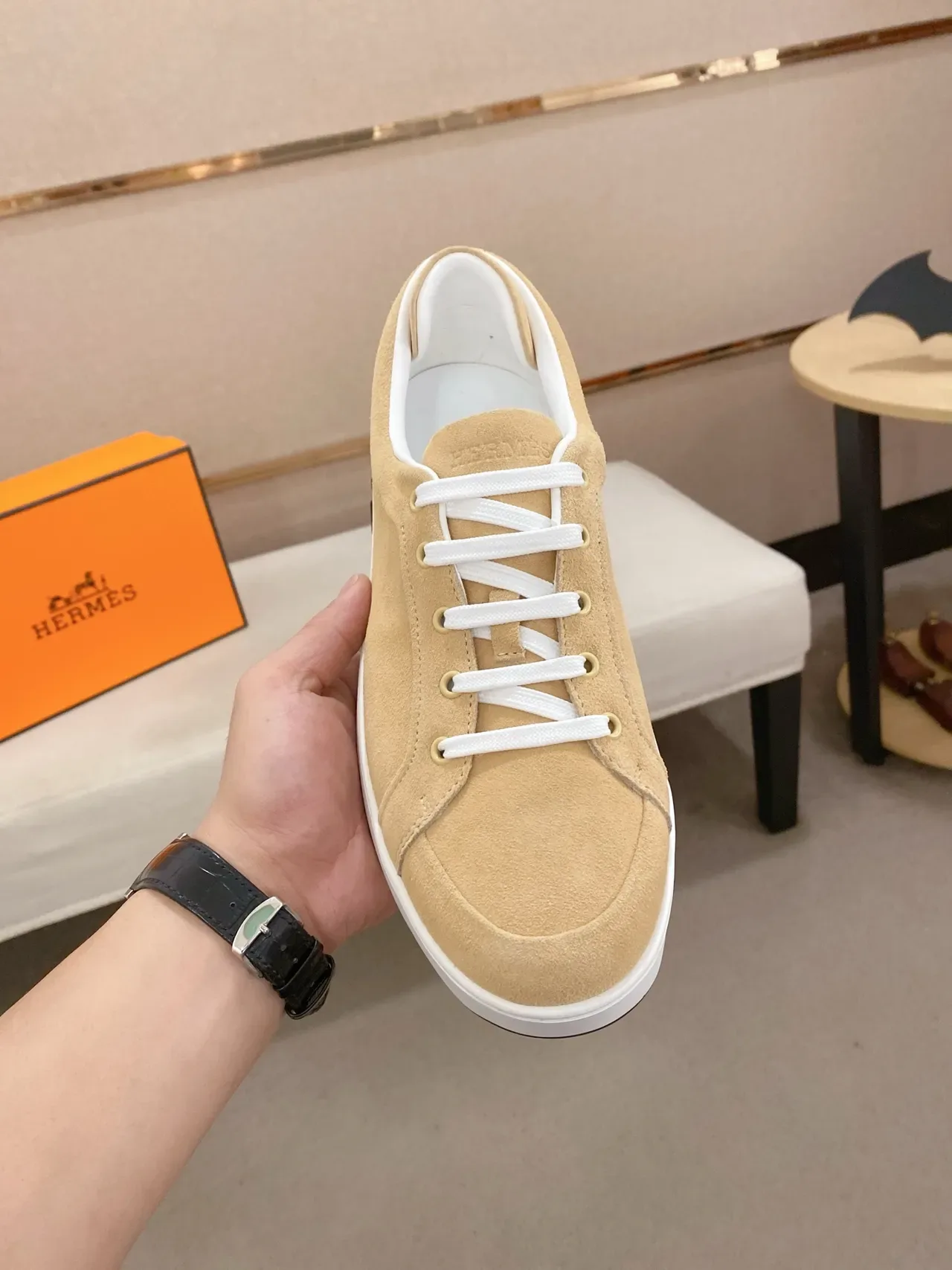 Hermès H Sneaker Beige Suede Semelle Blanche Lifestyle Sneakers 5