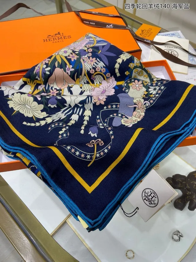 Hermès وشاح كشمير بحري أصفر نسيج herringbone حدود مطبوعة 5