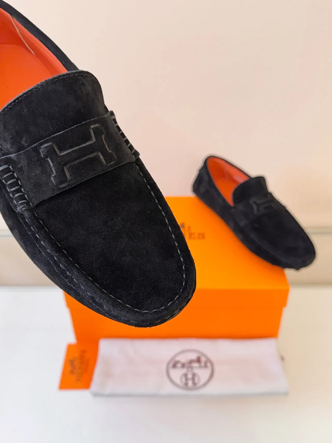 Hermès Oran Black Orange Suede Upper H-Logo Strap Loafer 3