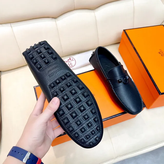 Hermès Oran Black Pebbled Leather Loafers 4