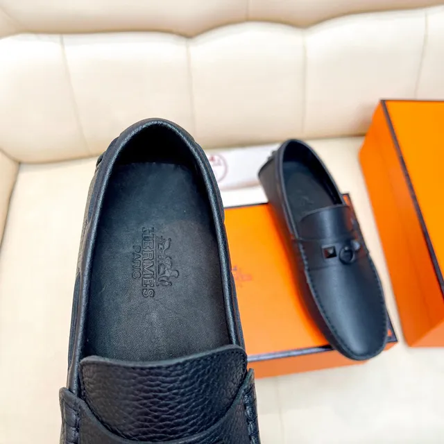 Hermès Oran Black Pebbled Leather Loafers 5