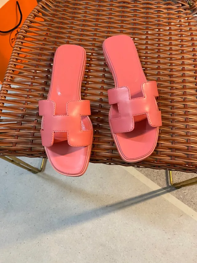 Hermès Oran Coral Pink H-Strap Slippers 5
