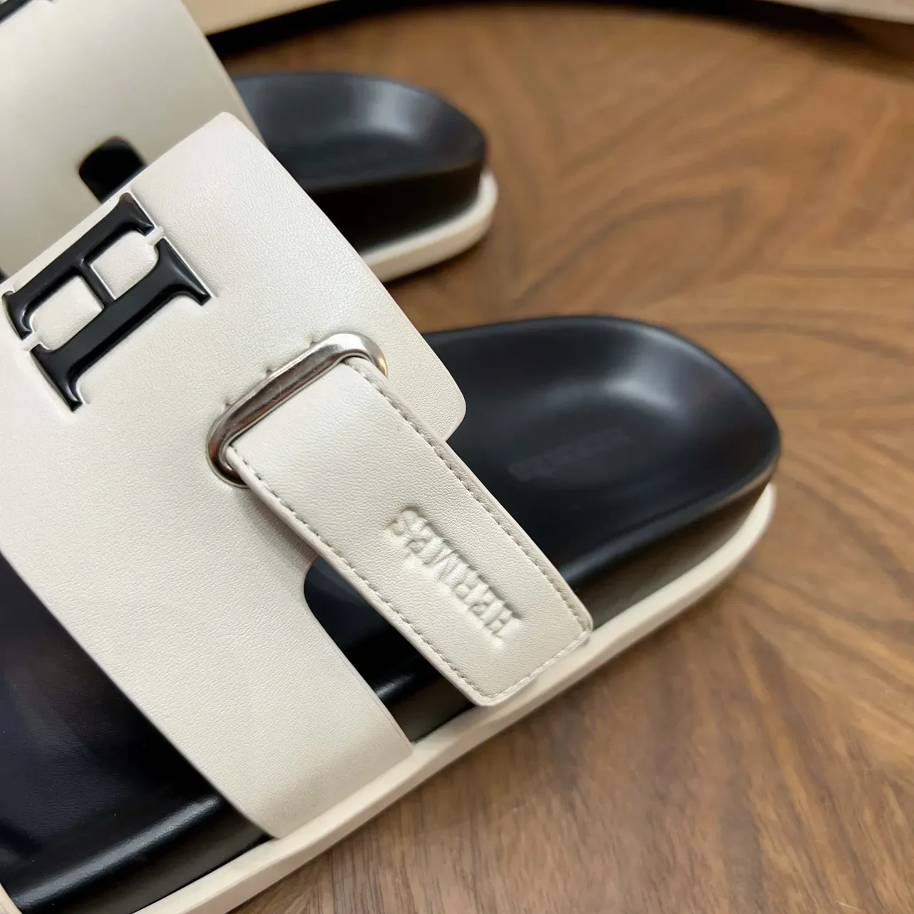 Hermès Oran Double-Strap Buckle Slippers 5