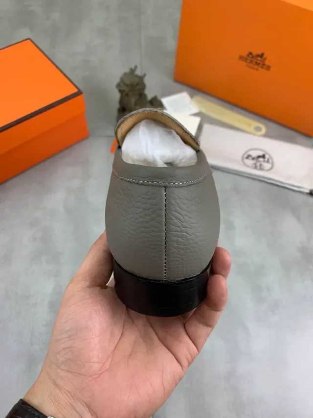 Hermès Oran Mocassin Cuir Peigné Gris Doré Boucle H-Turn Métal 3