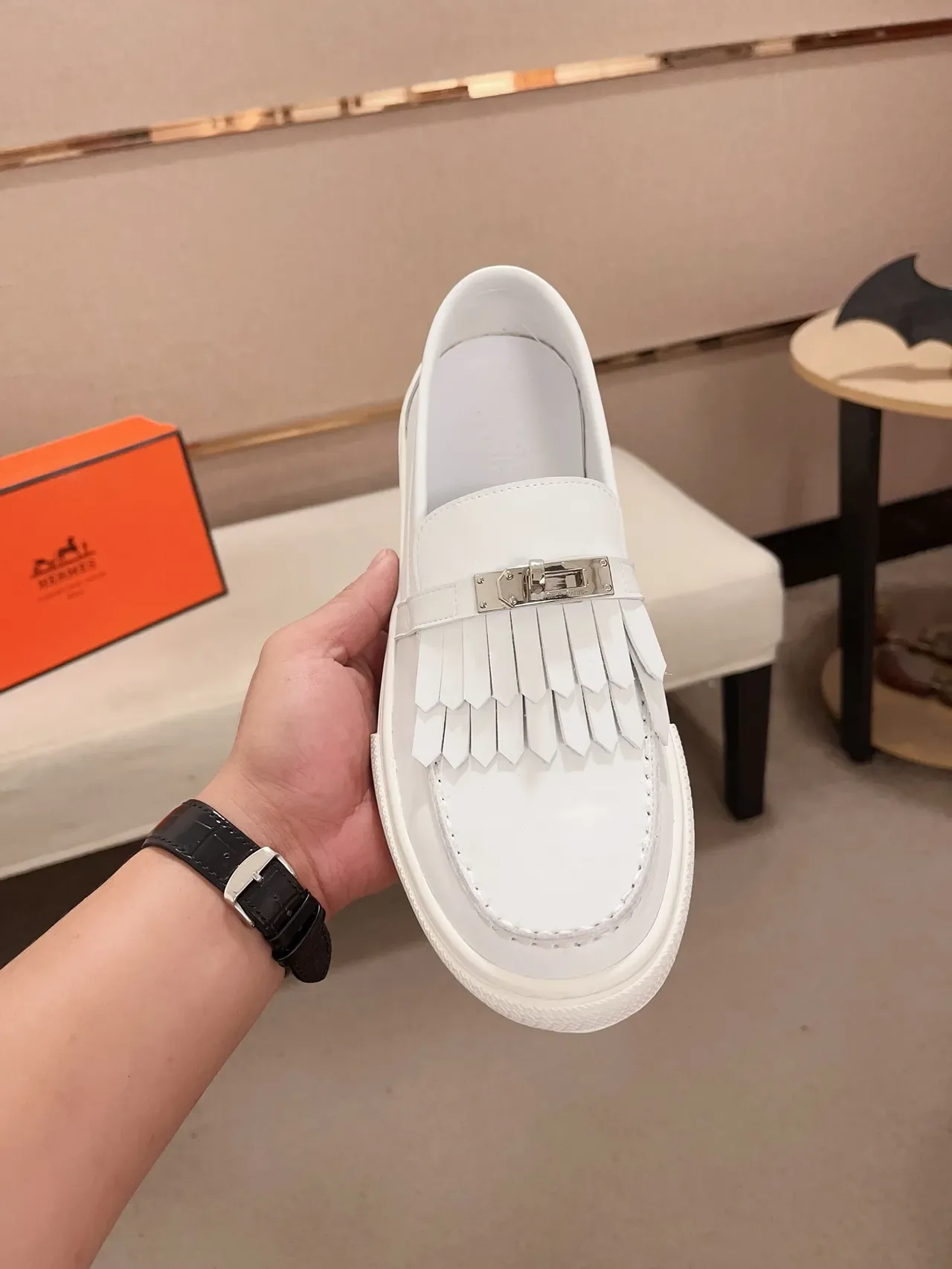 Hermès Oran Loafer de couro branco com tira franjada e plataforma 5