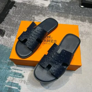 Hermès Oran Navy ऑस्ट्रिच एम्बॉस्ड H-Strap स्लिपर्स