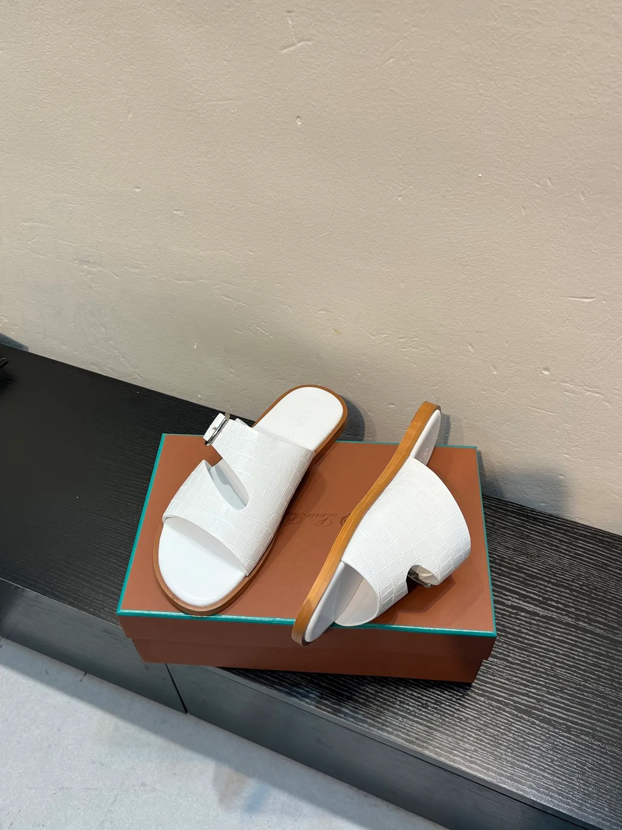 Hermès Oran White Croc-Embossed Leather Slippers 4