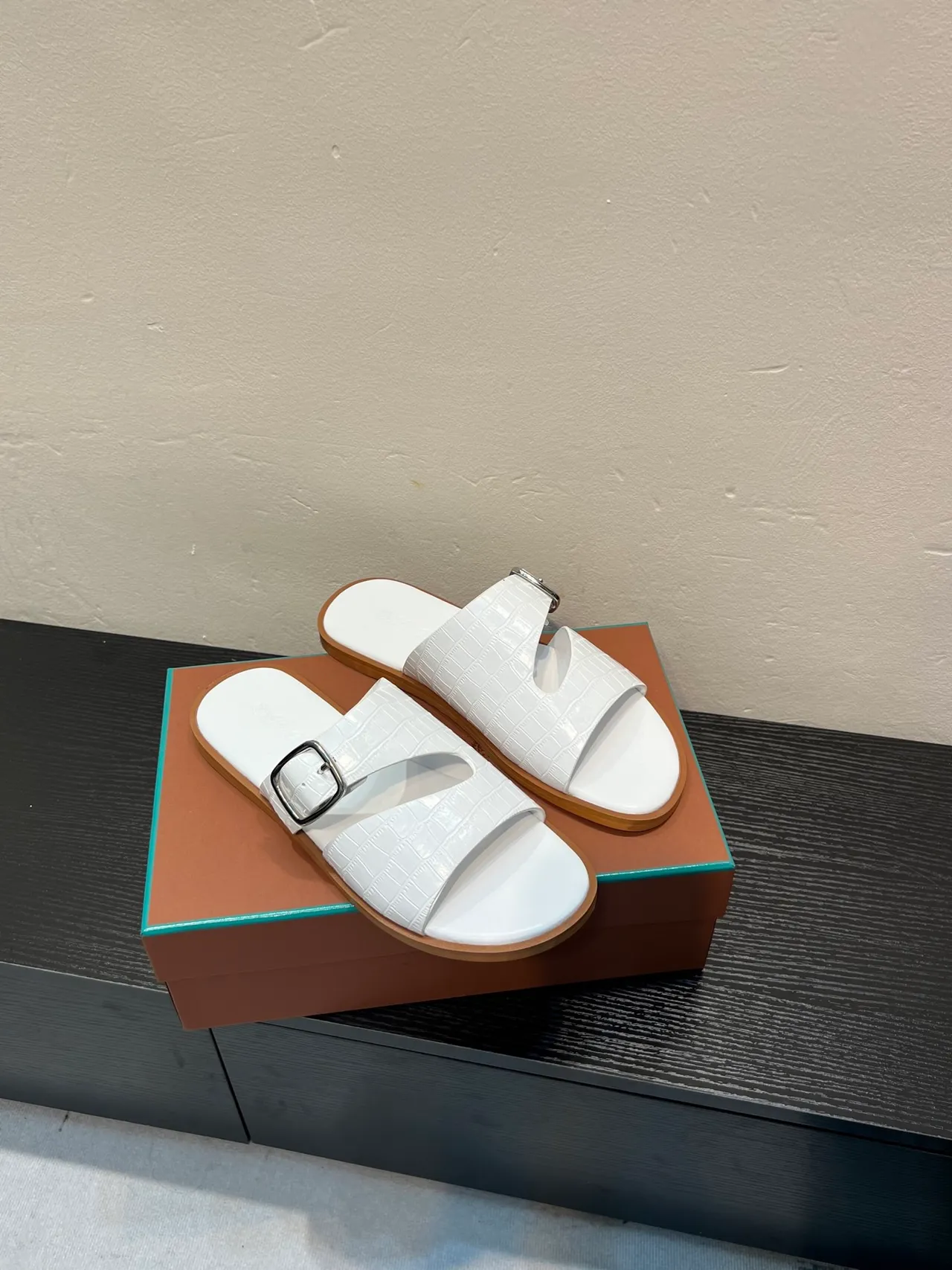 Hermès Oran White Croc-Embossed Leather Slippers 5