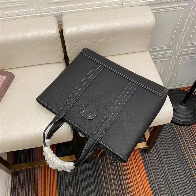 Hermès Picotin Lock Black Pebbled Leather Tote Bag 6