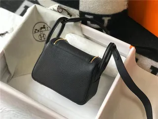 Hermès Picotin Lock حقيبة بوسطن ميني من جلد برتقالي مقرمش 15