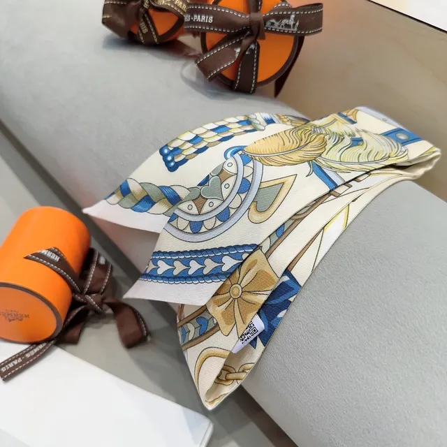 Hermès White Blue Printed Narrow Silk Scarf 4