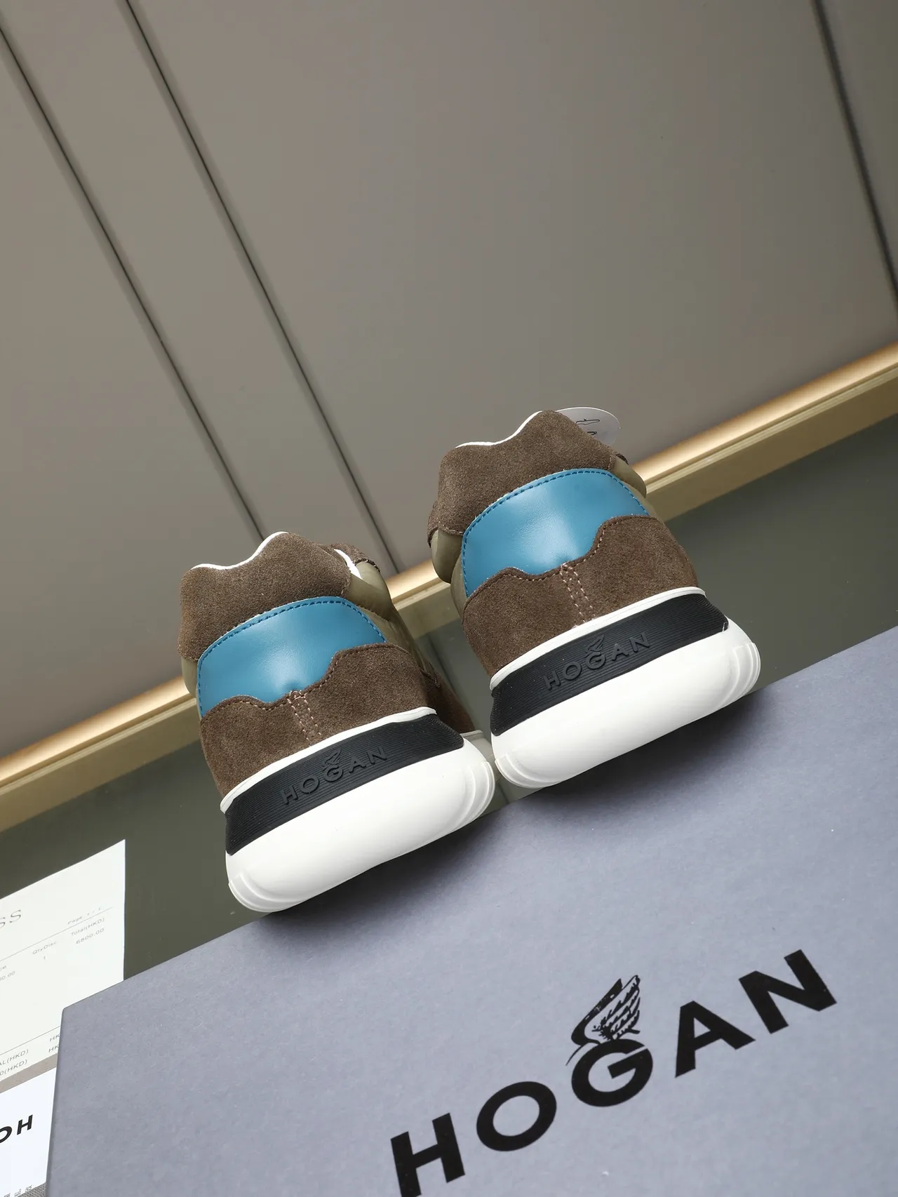 Hogan Marron Bleu Low-Top Sneakers Lifestyle en Daim et Nylon 3