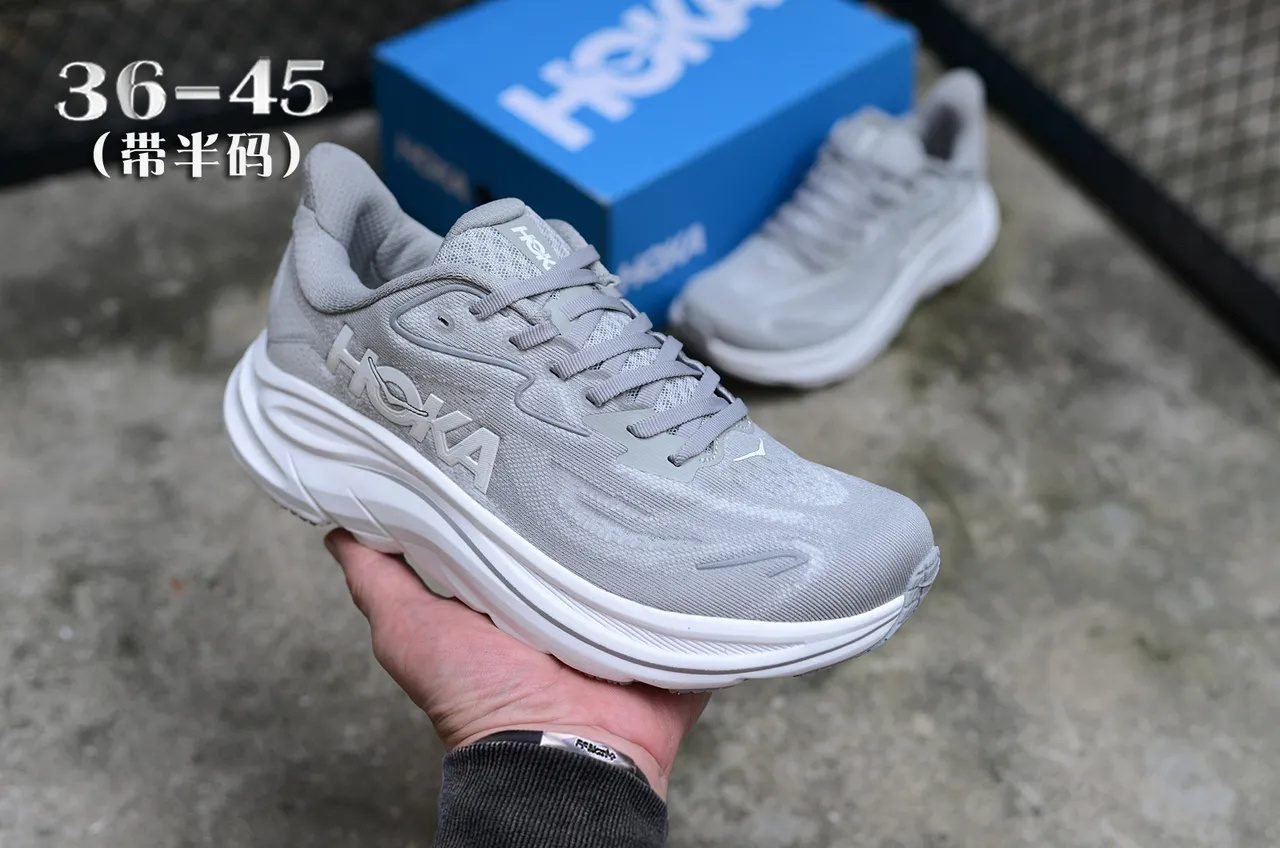 Hoka Clifton Cinza Branco Engineered Knit Upper Sculpted Midsole Tênis de Corrida 3
