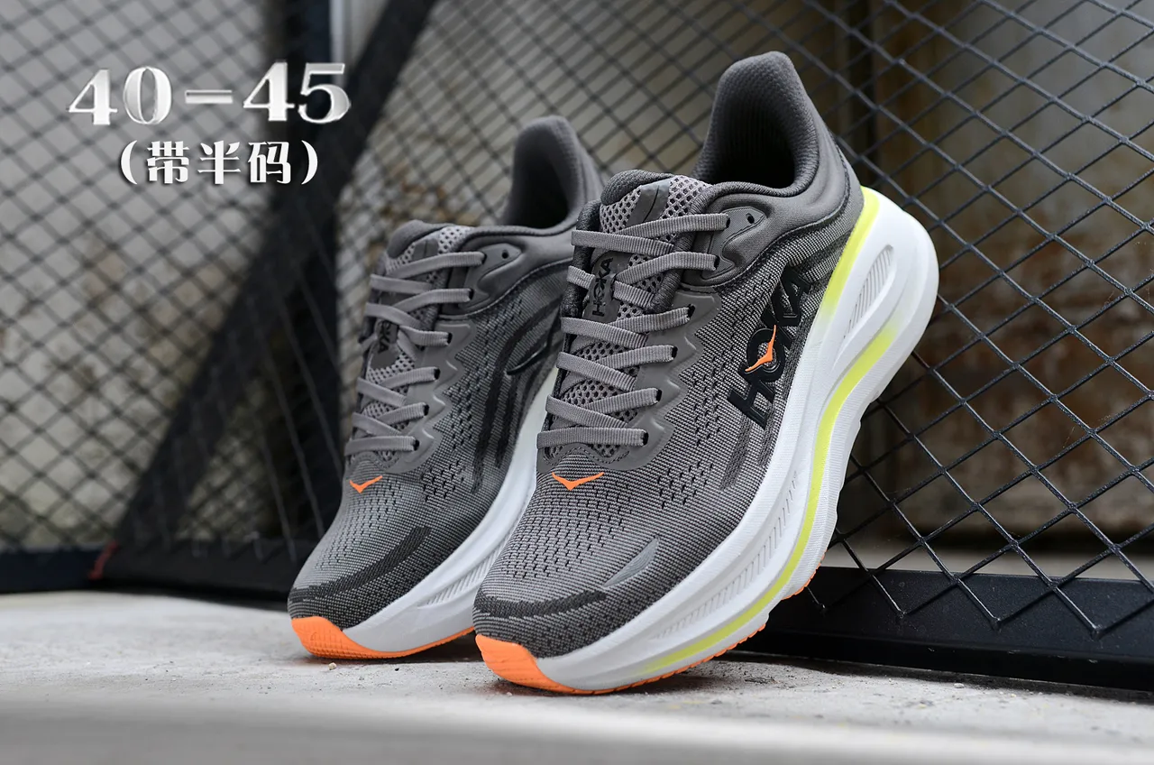 Hoka Gris Orange Tige en maille ingénierisée Semelle intermédiaire empilée amortie Chaussures de course 5