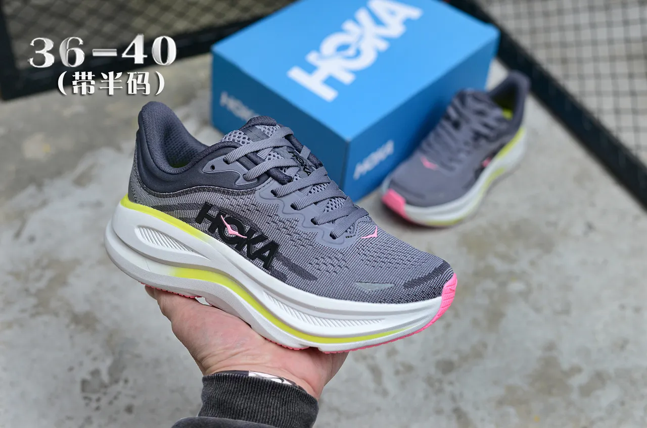 Hoka Gris Rose Haut en tricot ingénieur Semelle intermédiaire blanche épaisse Chaussures de course 3