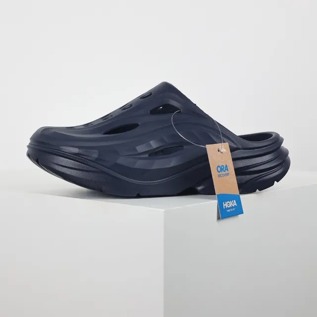 Hoka ORA Recovery Bleu Marine Clog en mousse moulée 9